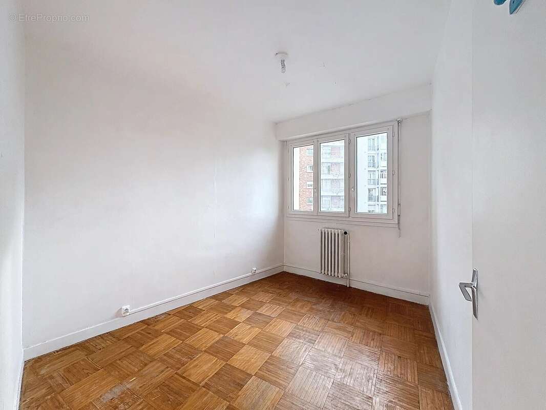 Vente appartement T2 - Busca / Port Saint-Sauveur - photo 5