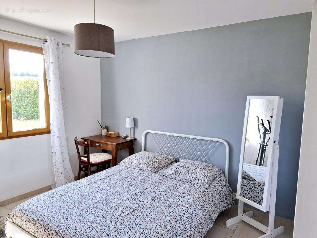 Maison à SALLES-SUR-L'HERS