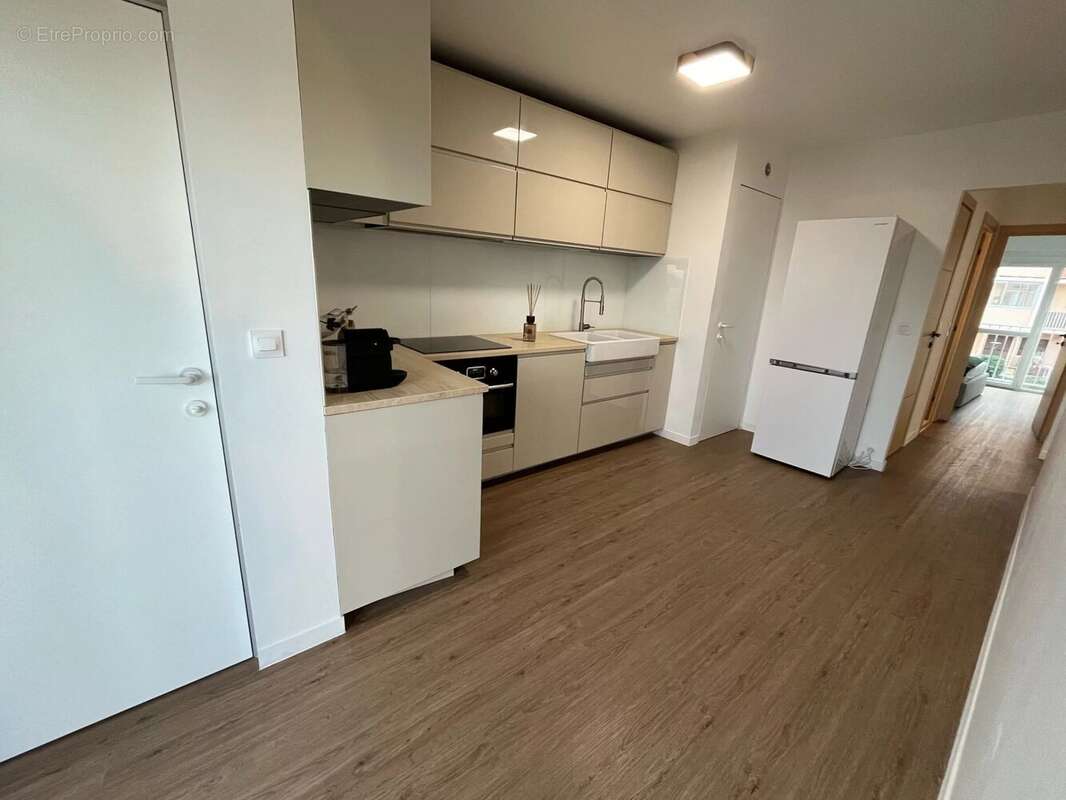 Appartement à VALLAURIS