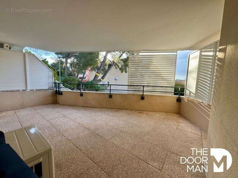 Appartement à HYERES