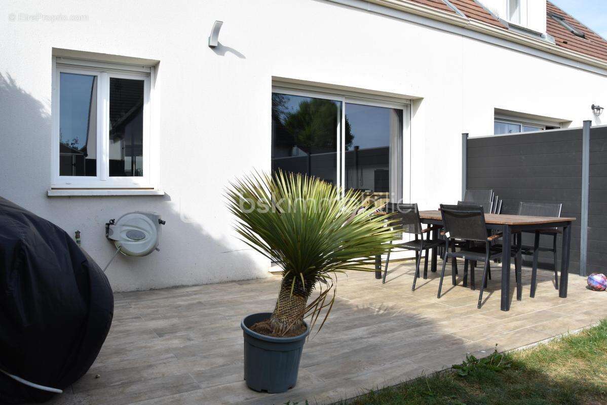 Maison à BALLANCOURT-SUR-ESSONNE