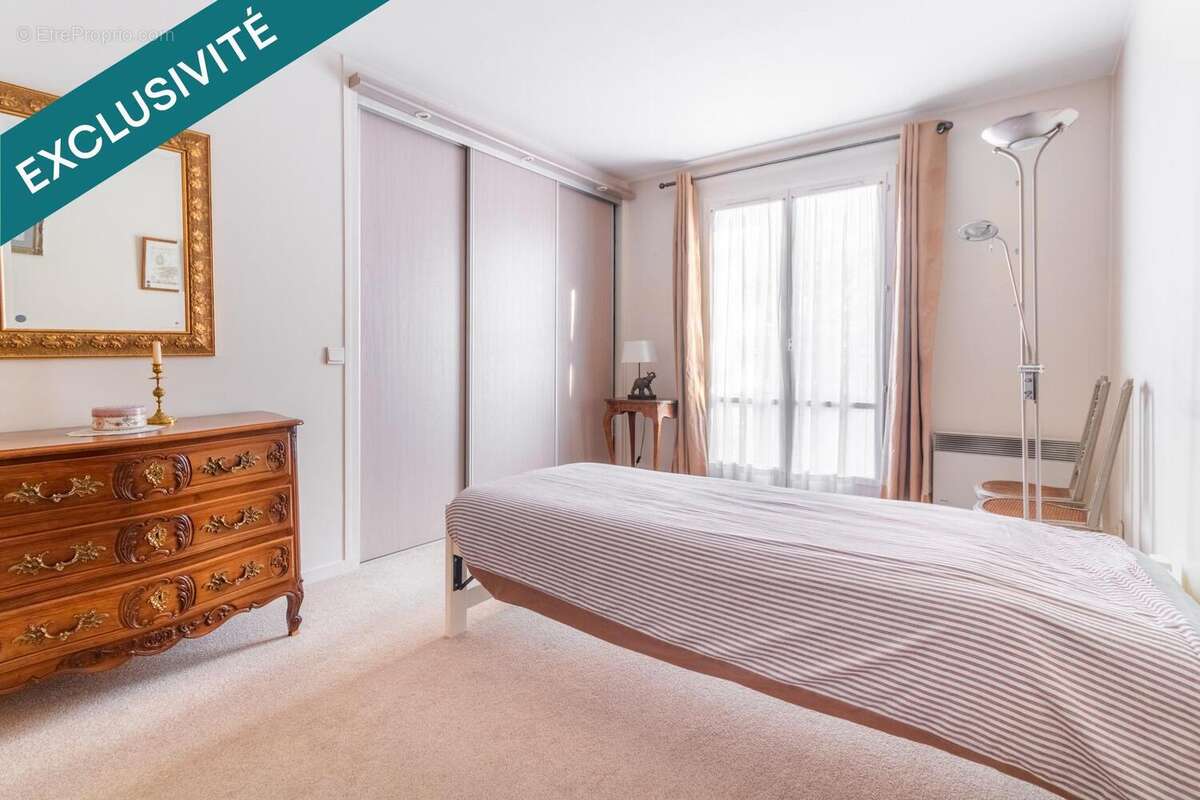 Photo 9 - Appartement à VERSAILLES