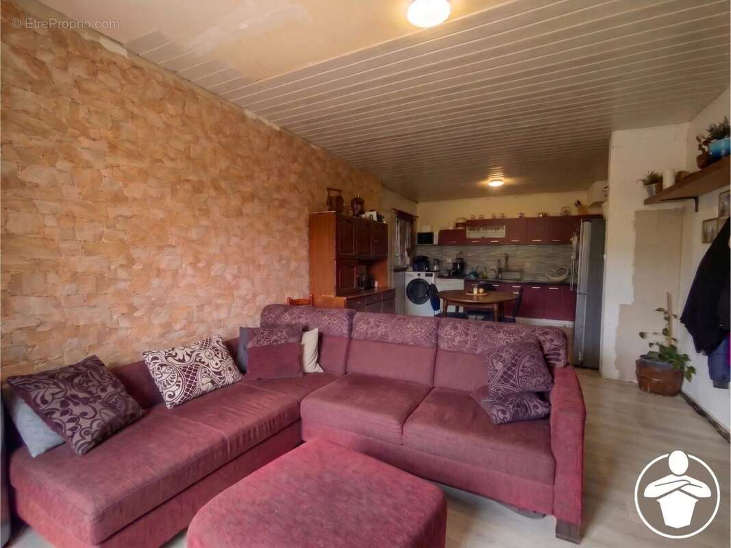 Maison à SAINTE-LIVRADE-SUR-LOT