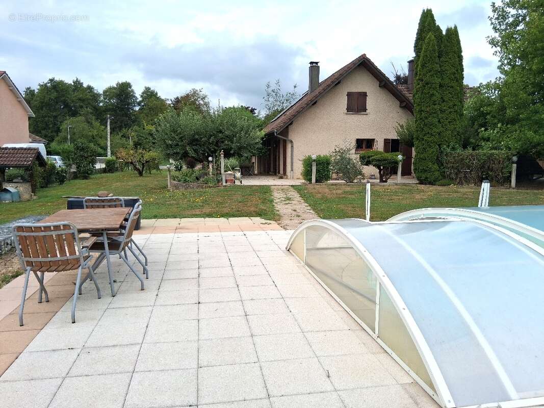 Maison à HERICOURT