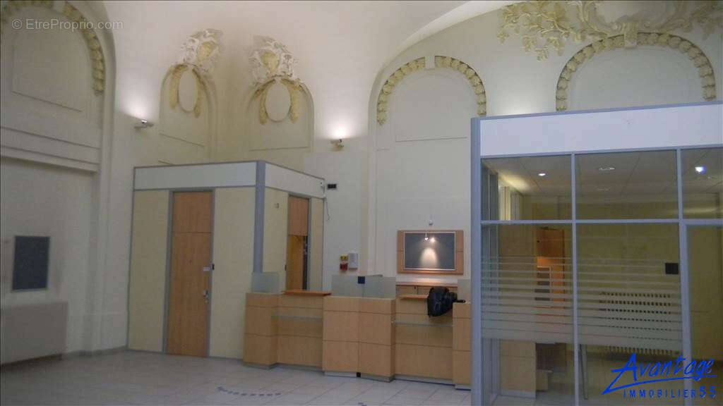 Local professionnel et commercial  'faire offre !!!' - photo 11