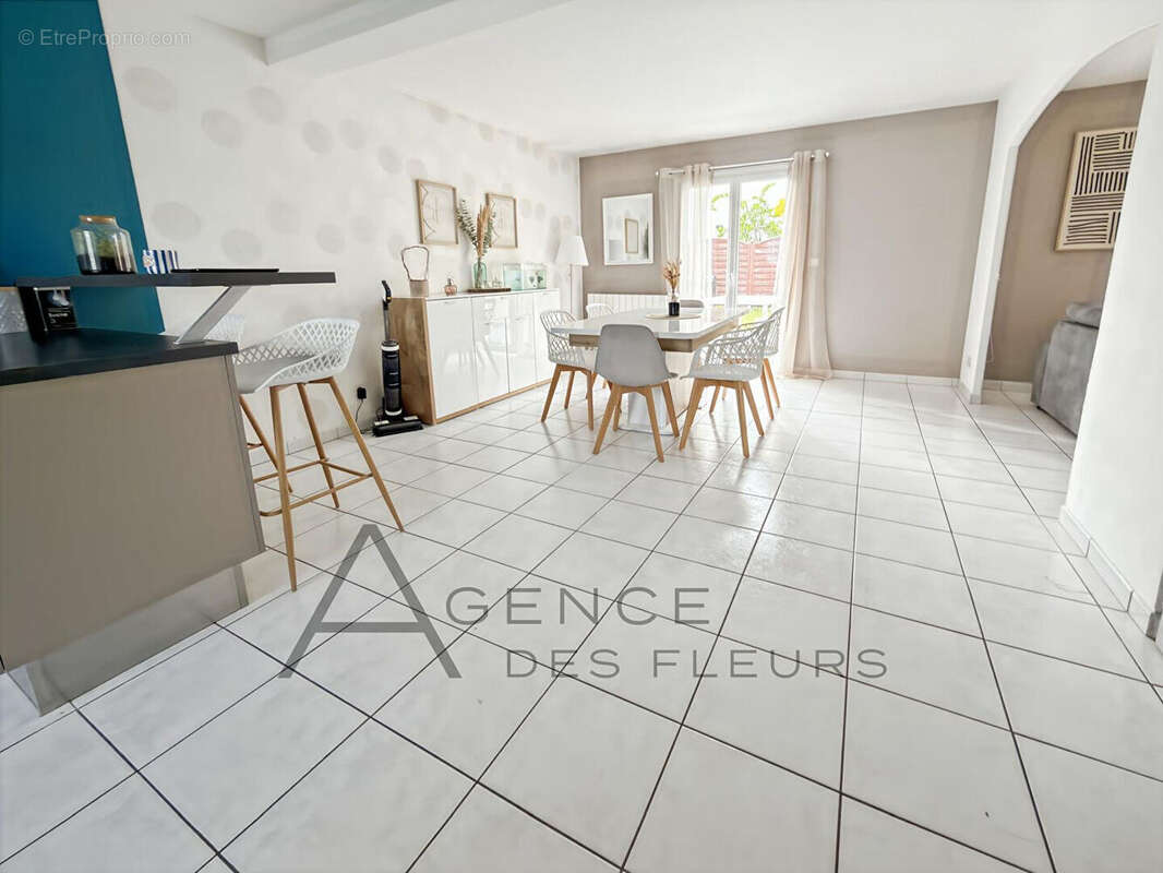 Maison Oissel Sur Seine 100 m2 - photo 8