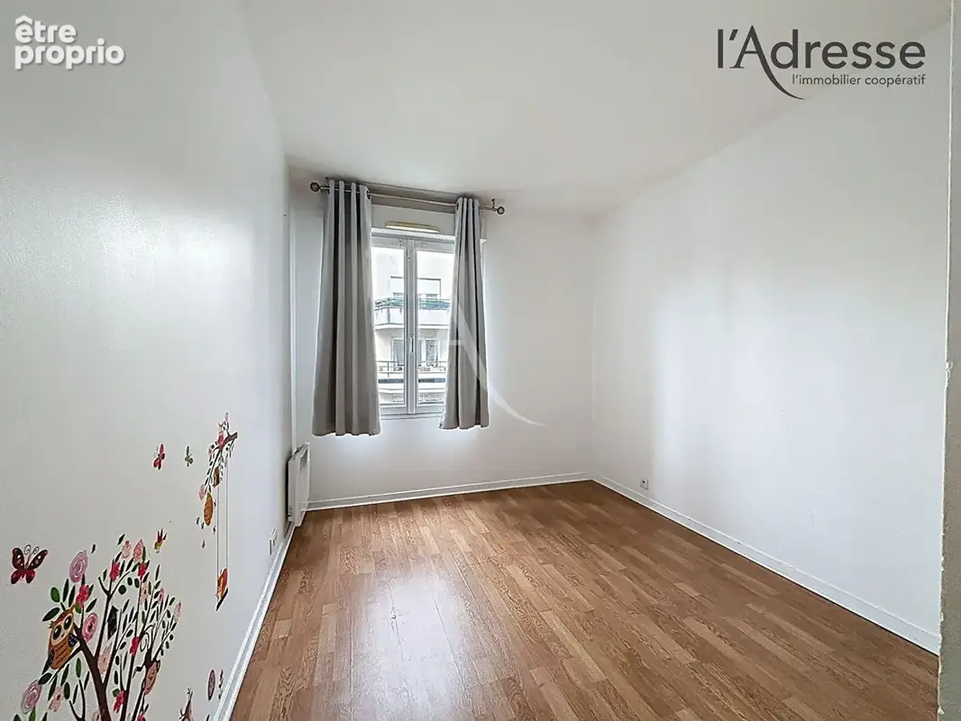 Suresnes - Marché Caron - 4 pièces de 94m² cave parking - photo 11