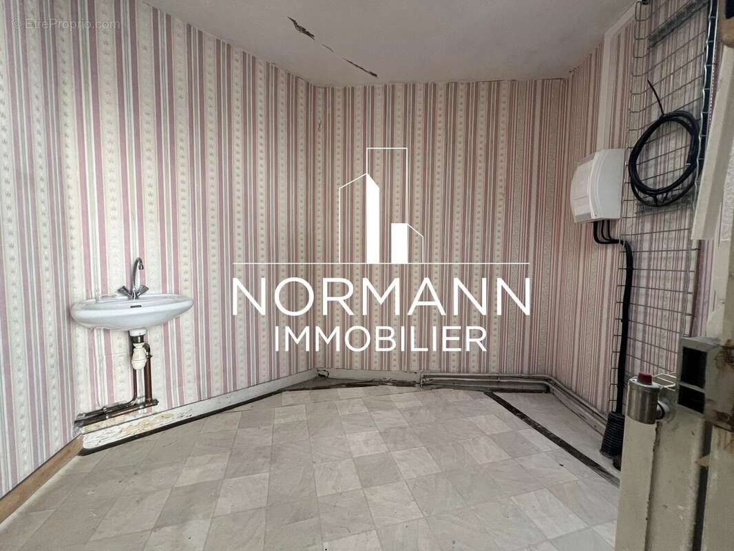 Appartement à PARIS-8E