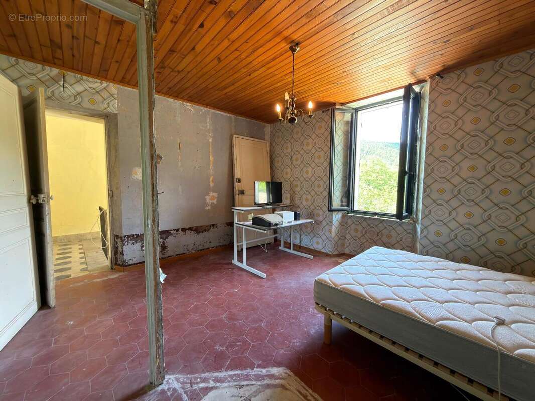 Photo 6 - Appartement à BESSEGES
