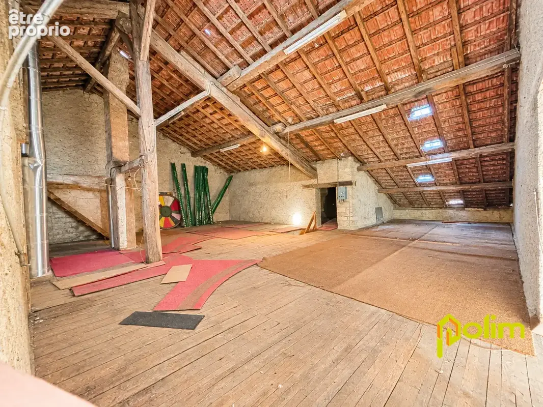 Nouveauté, dans un village calme et verdoyant - photo 6