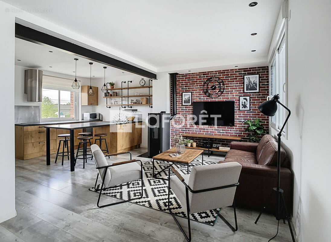 Appartement à BAULON