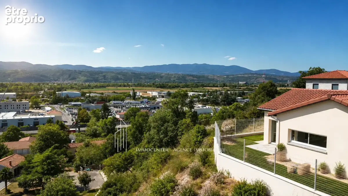 Chanas — villa contemporaine d’exception  vue panoramique sur le pilat - photo 2