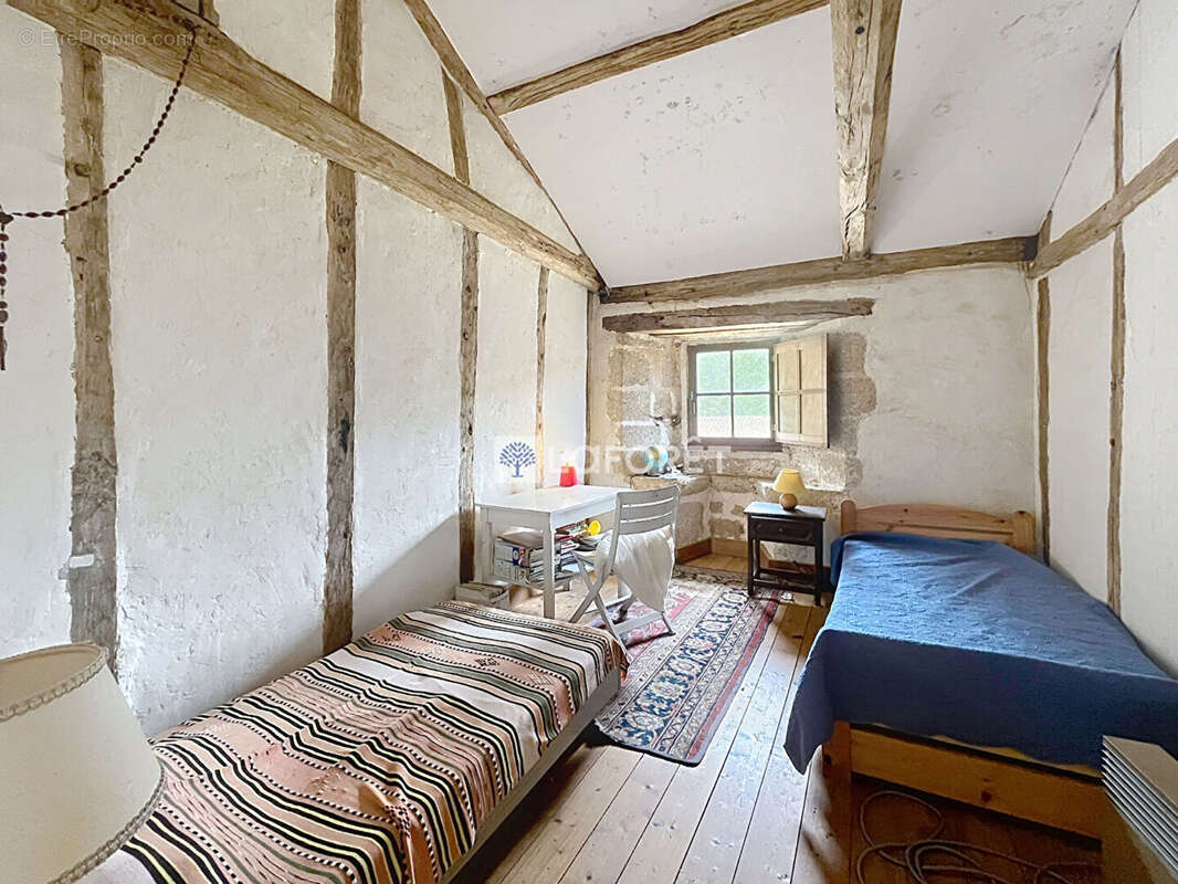 logis dépendances parcSecondigny 10 pièce(s) m2 - photo 16