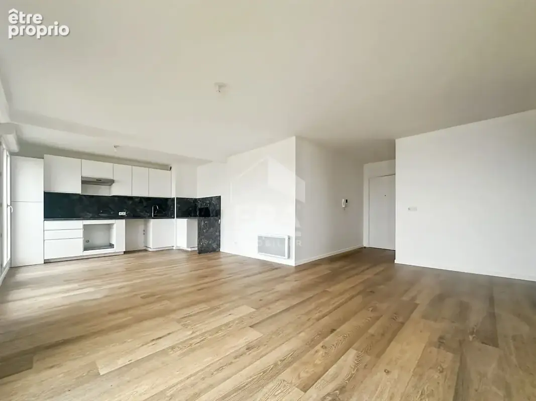 Appartement à SAINT-FARGEAU-PONTHIERRY