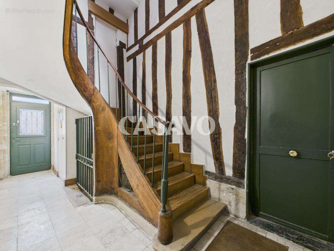 Appartement à PARIS-5E