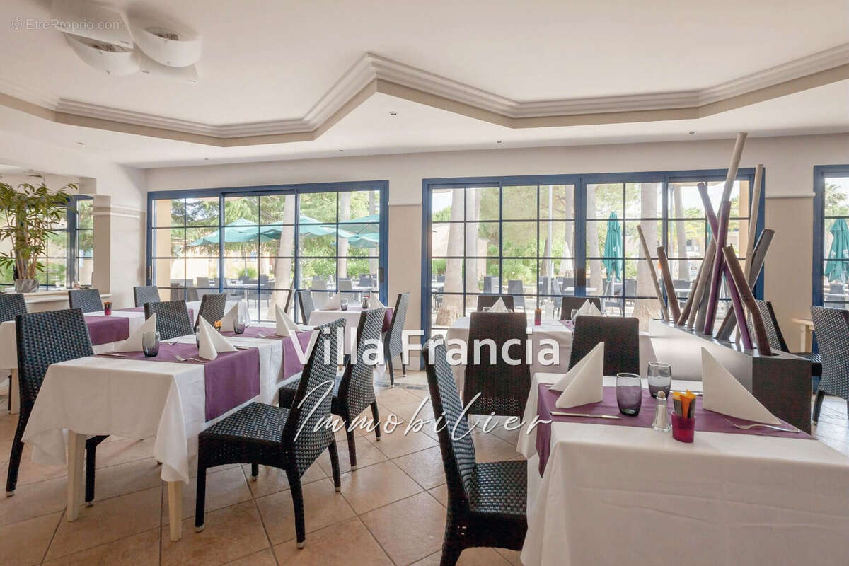 Appartement à MANDELIEU-LA-NAPOULE