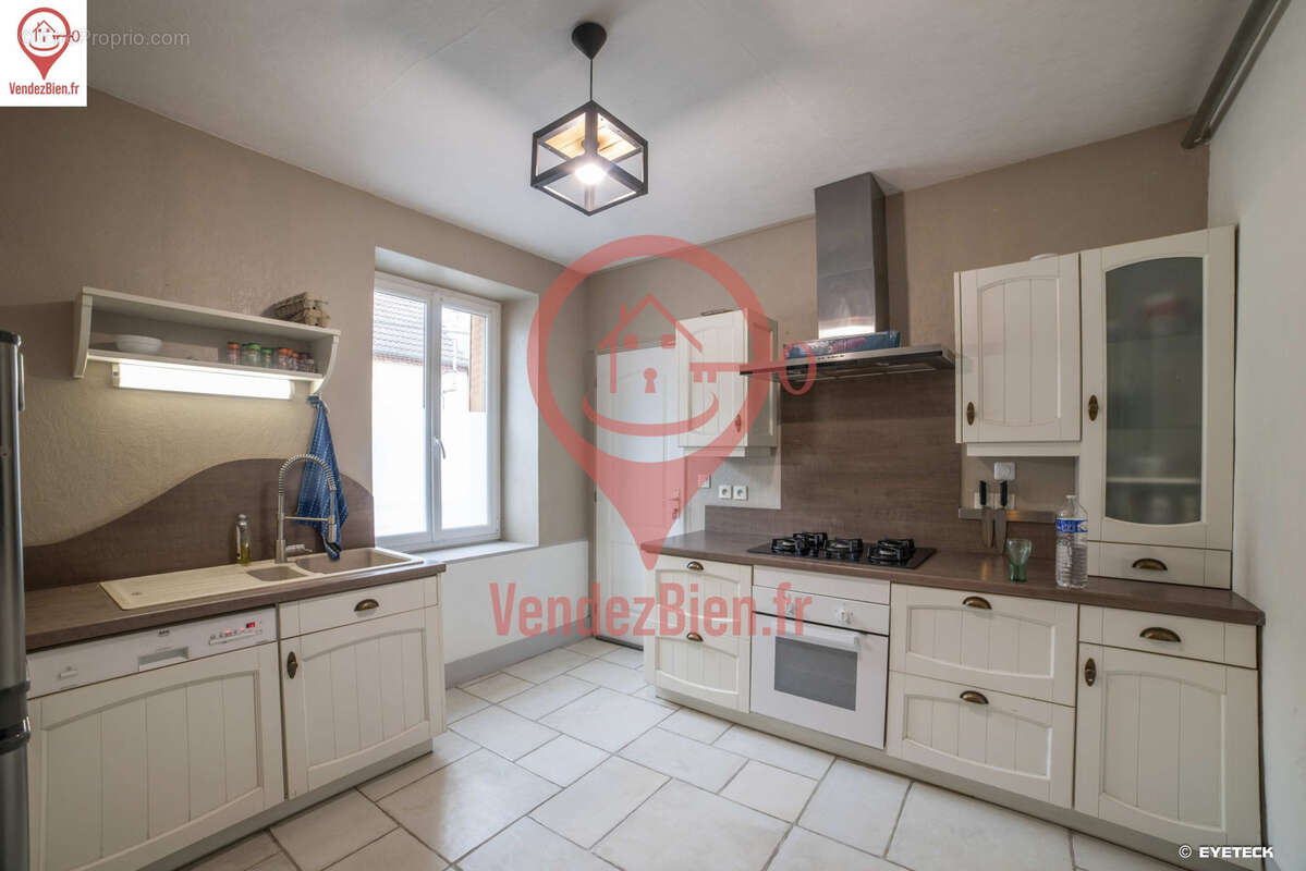 Maison à SAINT-GEORGES-SUR-ARNON