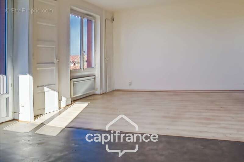 Appartement à PASLIERES