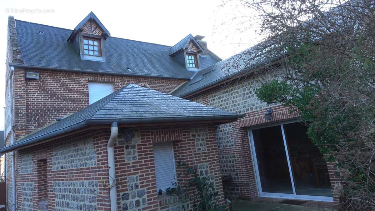 En Vallée de la Durdent Maison normande à vendre à GRAINVILLE LA TEINTURIERE (76) - photo 11