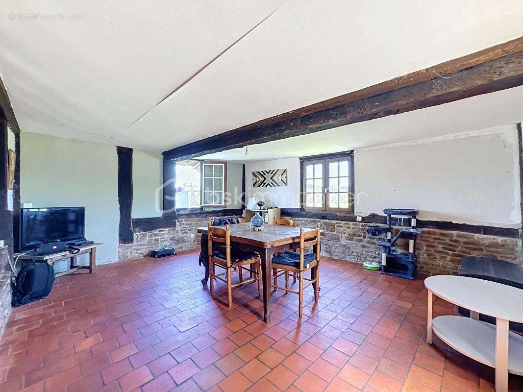 Maison à VIMOUTIERS