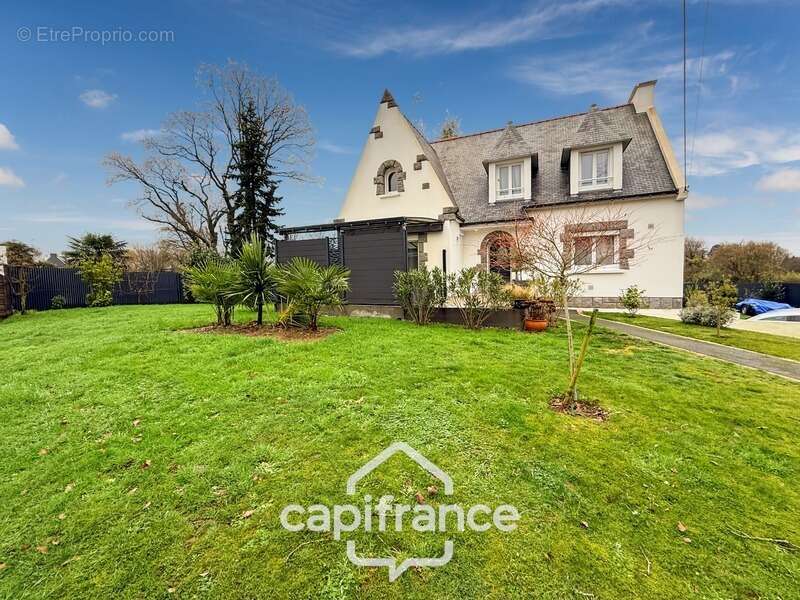 Maison à PONTIVY