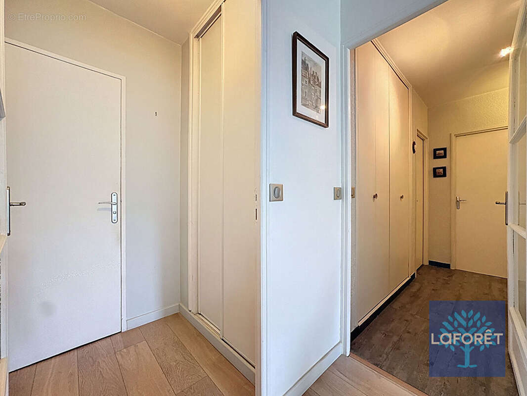 Appartement à CHILLY-MAZARIN