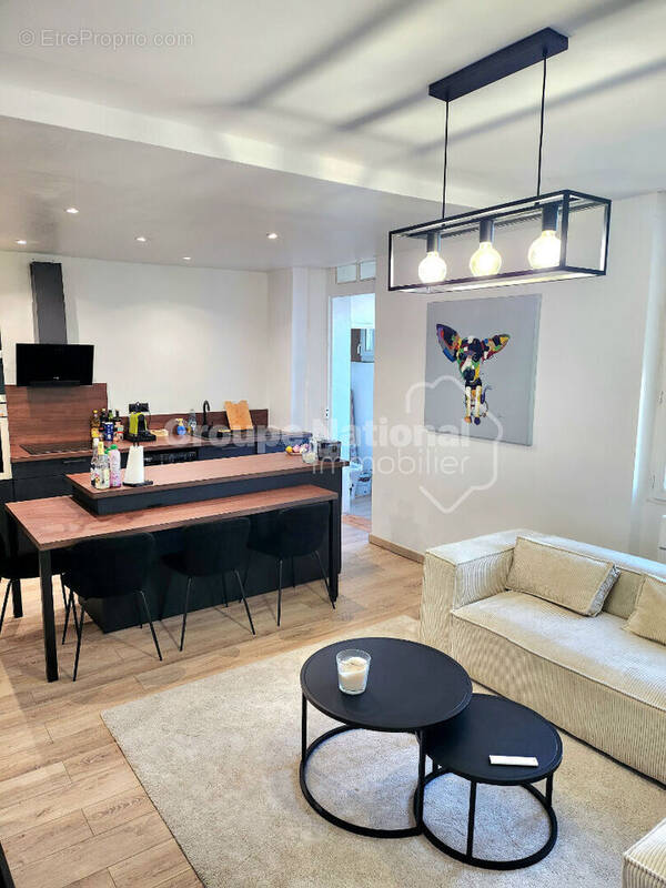 Appartement à PORT-SAINT-LOUIS-DU-RHONE