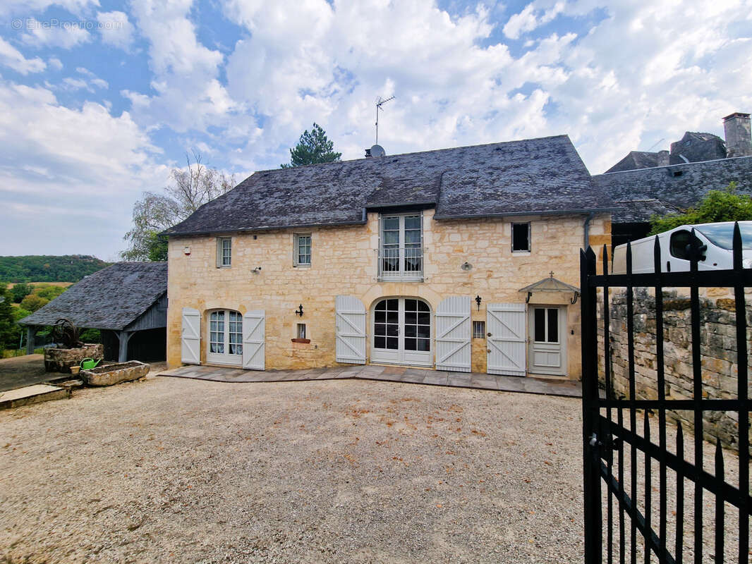 Turenne Maison en pierre rénovée - photo 5