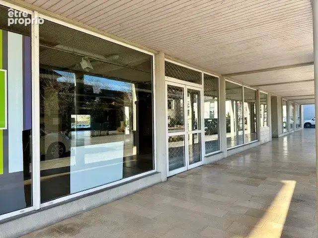 Commerce 838 m² à Malemort-Sur-Correze  - photo 2