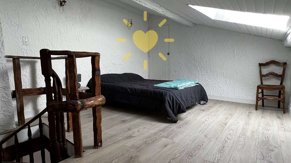 Appartement à CLAVIERS