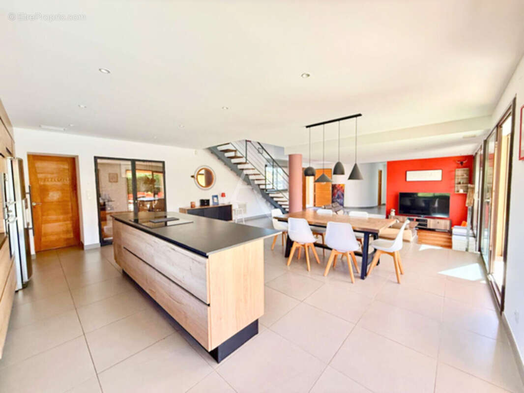 Maison à CORNEILLA-LA-RIVIERE