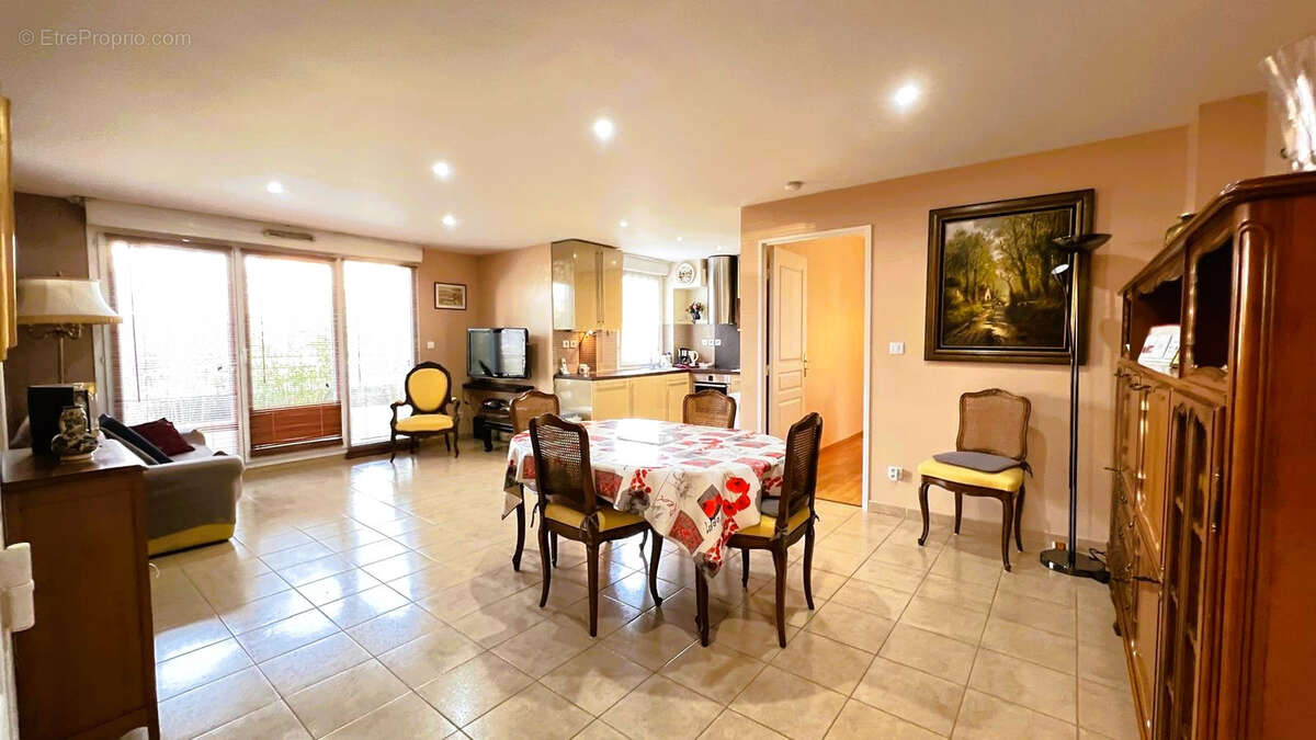 Appartement à LE COUDRAY