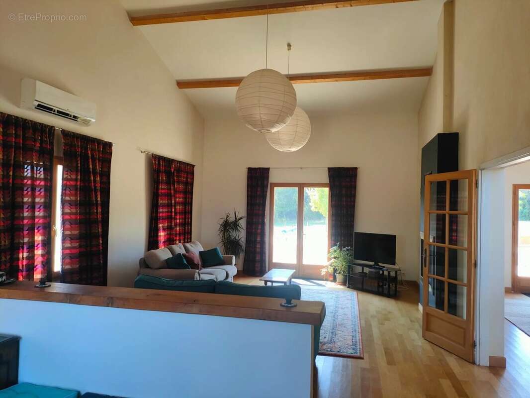 Maison 243 m² à Cheronnac  - photo 9