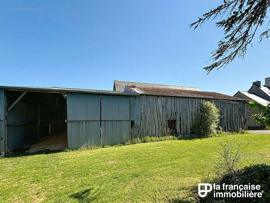 Maison à LA BOUEXIERE