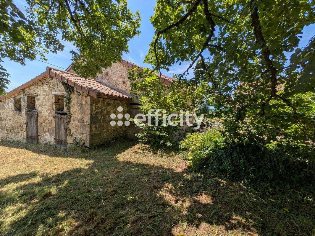 Maison 109 m² à Thouron  - photo 11