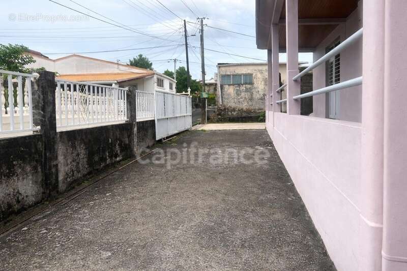 Maison à FORT-DE-FRANCE