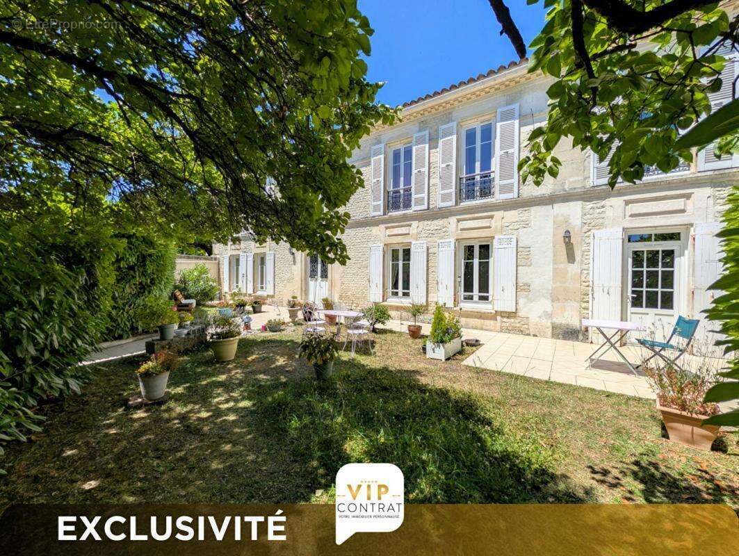 Maison Lonzac 7 pièce(s) 258 m2 - photo 2