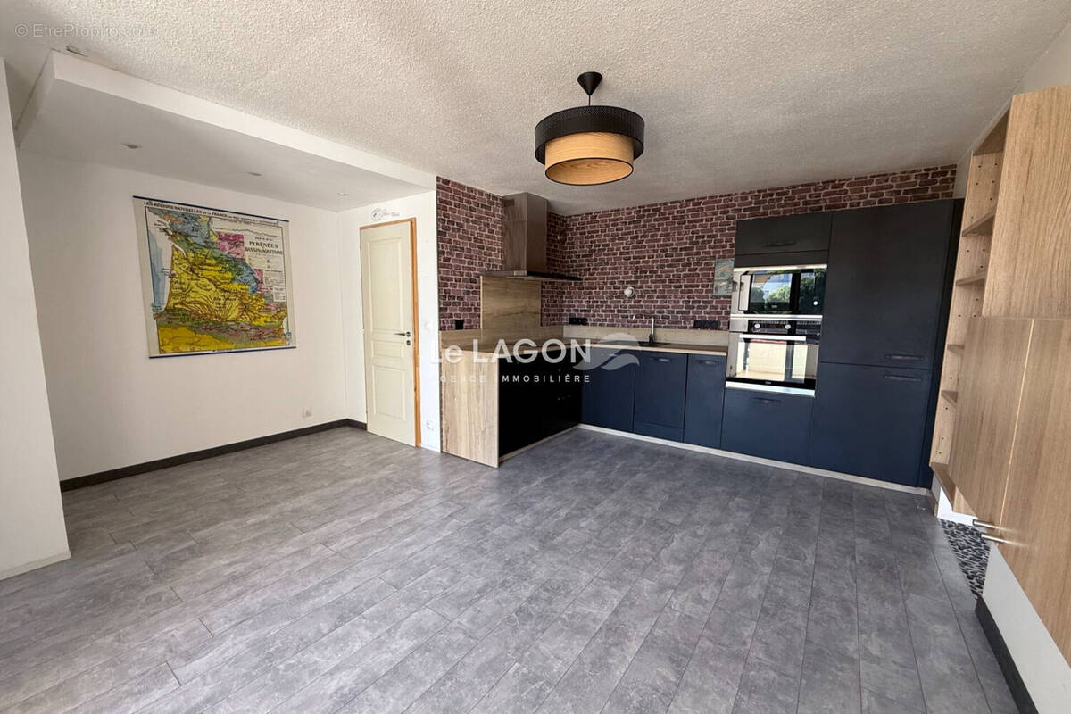 Appartement à SAINT-CYPRIEN