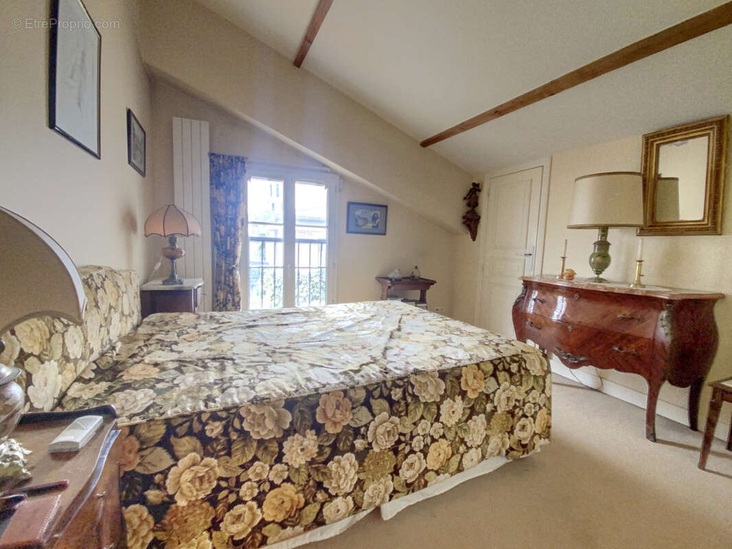 Maison à RUEIL-MALMAISON