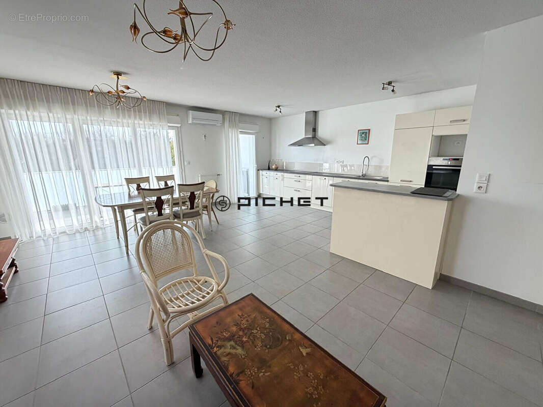 Appartement à PESSAC