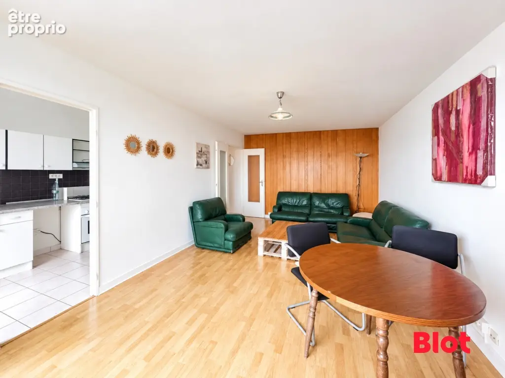 Appartement 5 pièces 94 m² à vendre à Rennes (35200) - photo 2