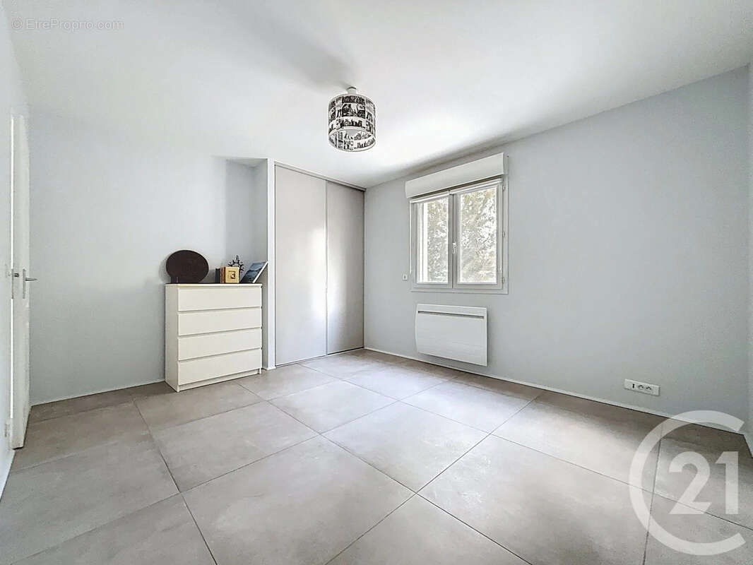 Maison à VILLEVEYRAC