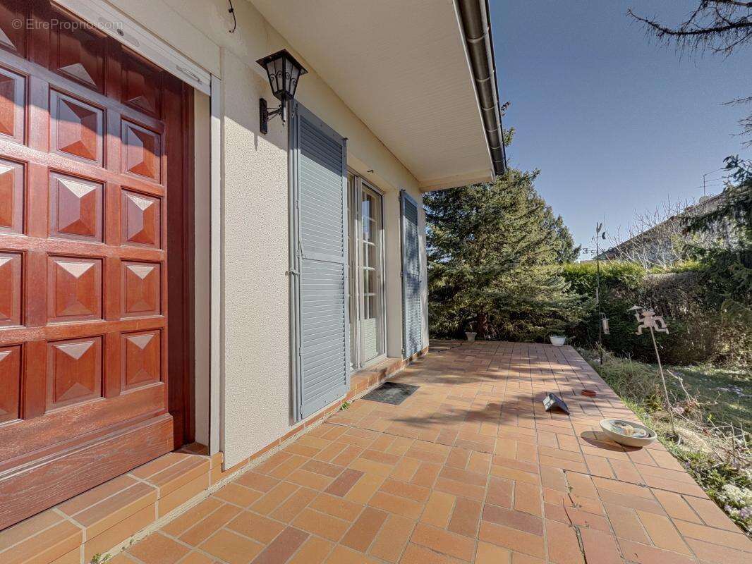 Maison à MAGNY-SUR-TILLE