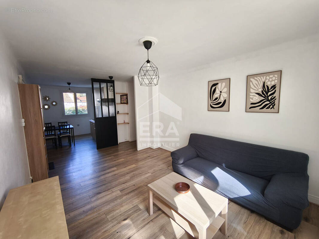 Appartement à OULLINS