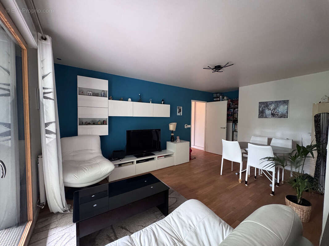 Appartement à CHAVILLE