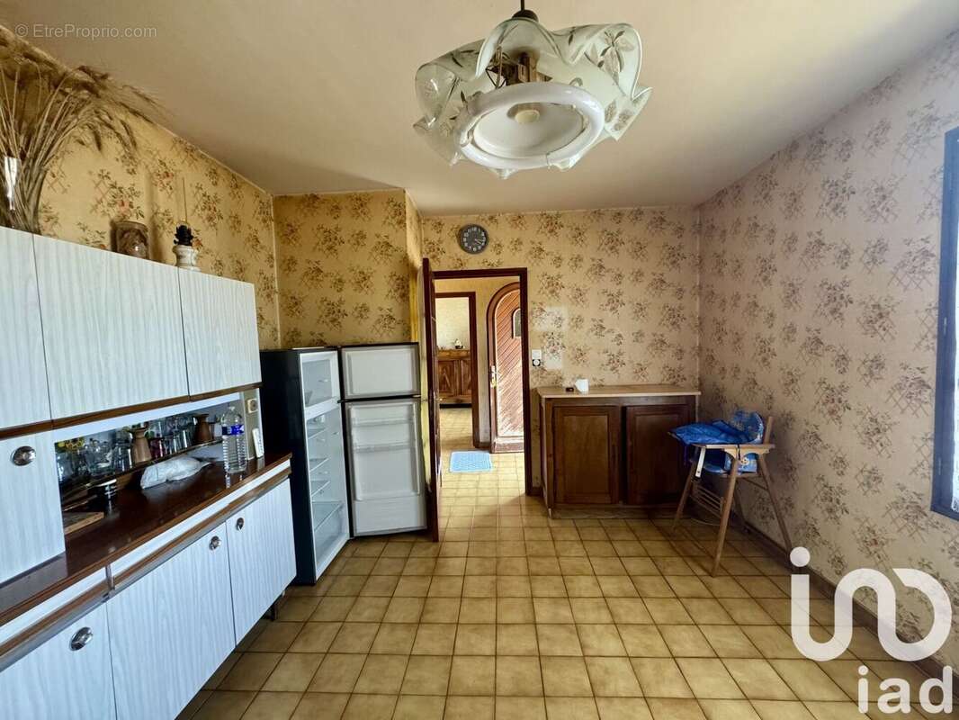 Photo 5 - Maison à CHAMPAGNE-ET-FONTAINE