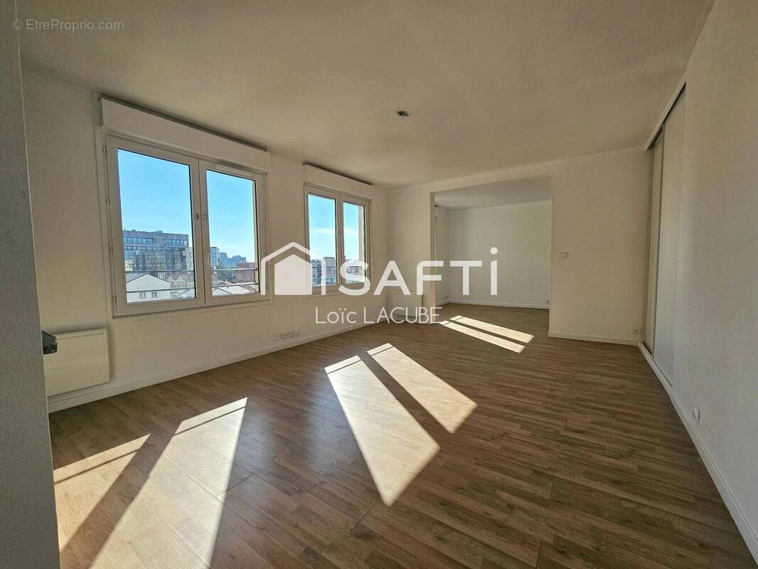 Photo 1 - Appartement à MONTIGNY-LE-BRETONNEUX