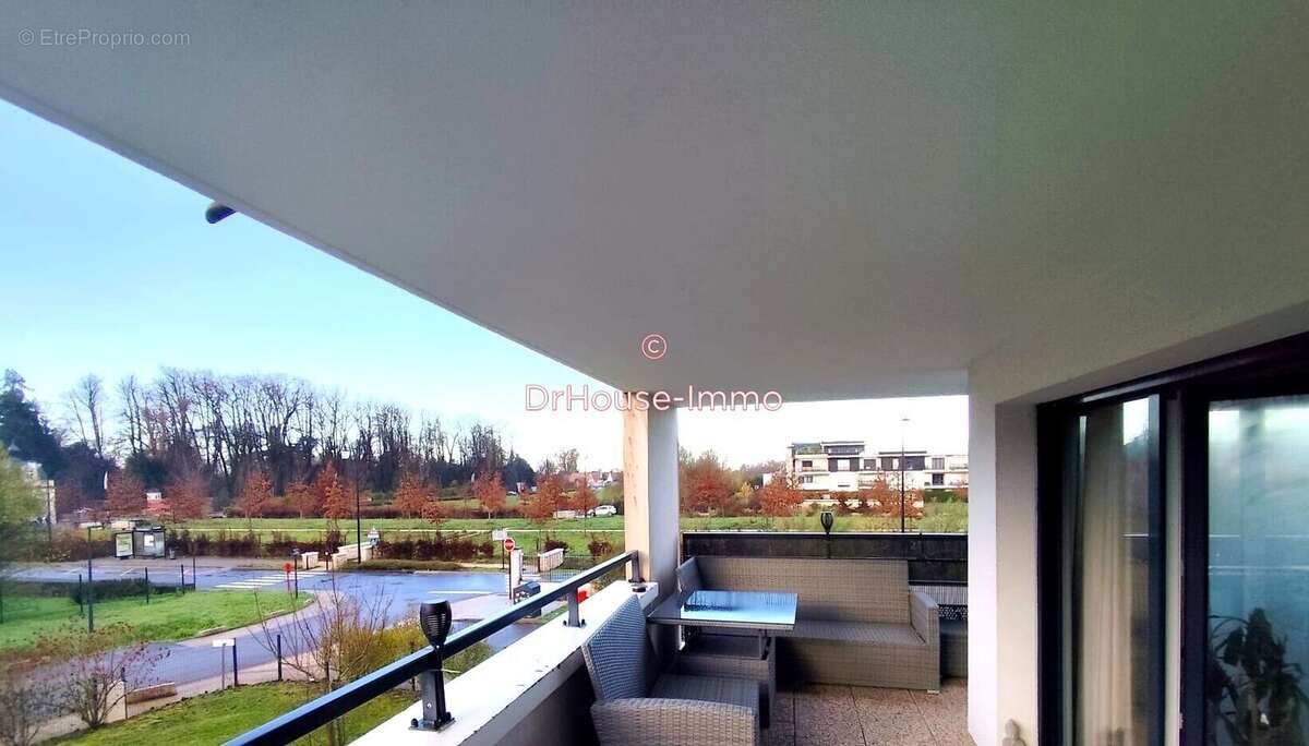 Appartement à FERRIERES-EN-BRIE