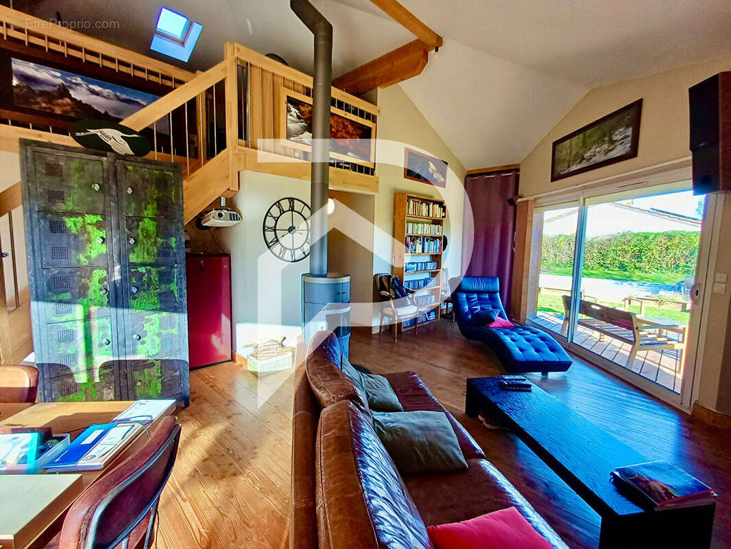 Maison à PORT-DE-LANNE