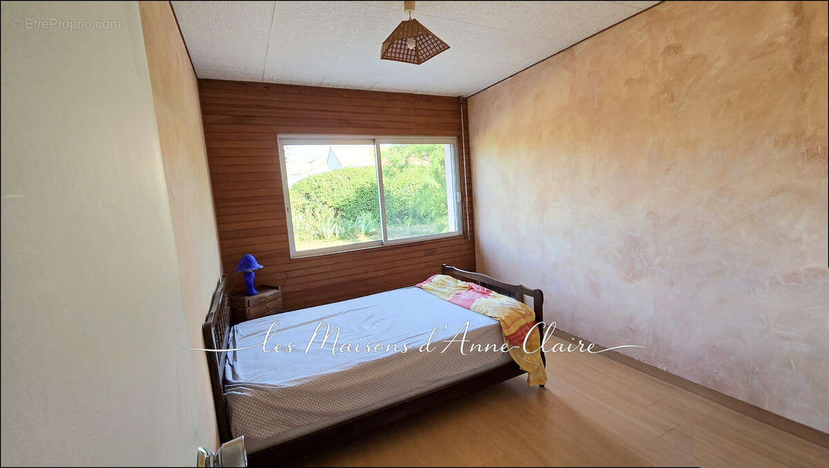Maison  plain-pied 94 m2 / 4 chambres  / garage/ véranda/ jardin clos et paysager - photo 13